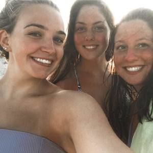 Meet your Posher, Maeve